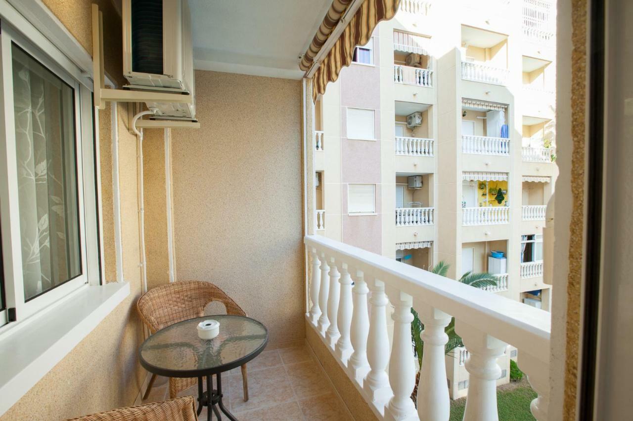 Apartment On San Julian Τορεβιέχα Εξωτερικό φωτογραφία