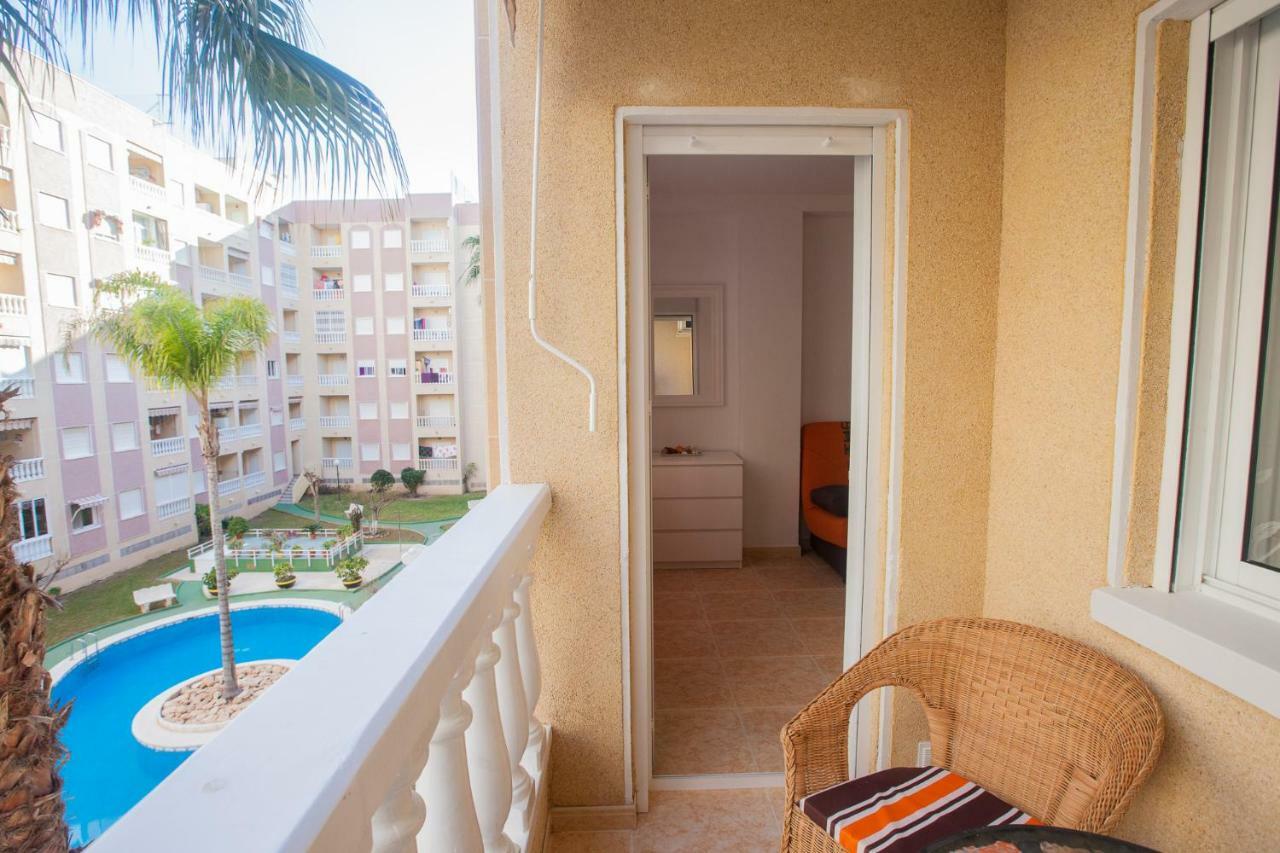 Apartment On San Julian Τορεβιέχα Εξωτερικό φωτογραφία